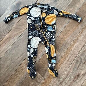 Posh Peanut Nova Footie